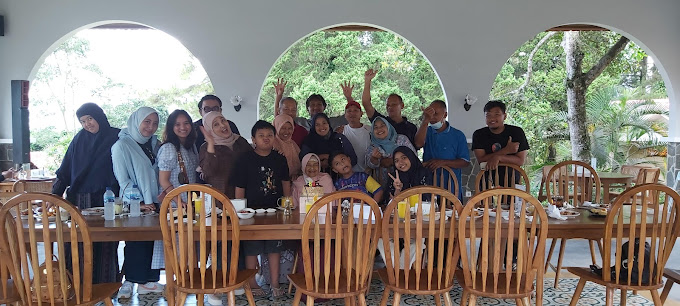 kumpul di lavana resto