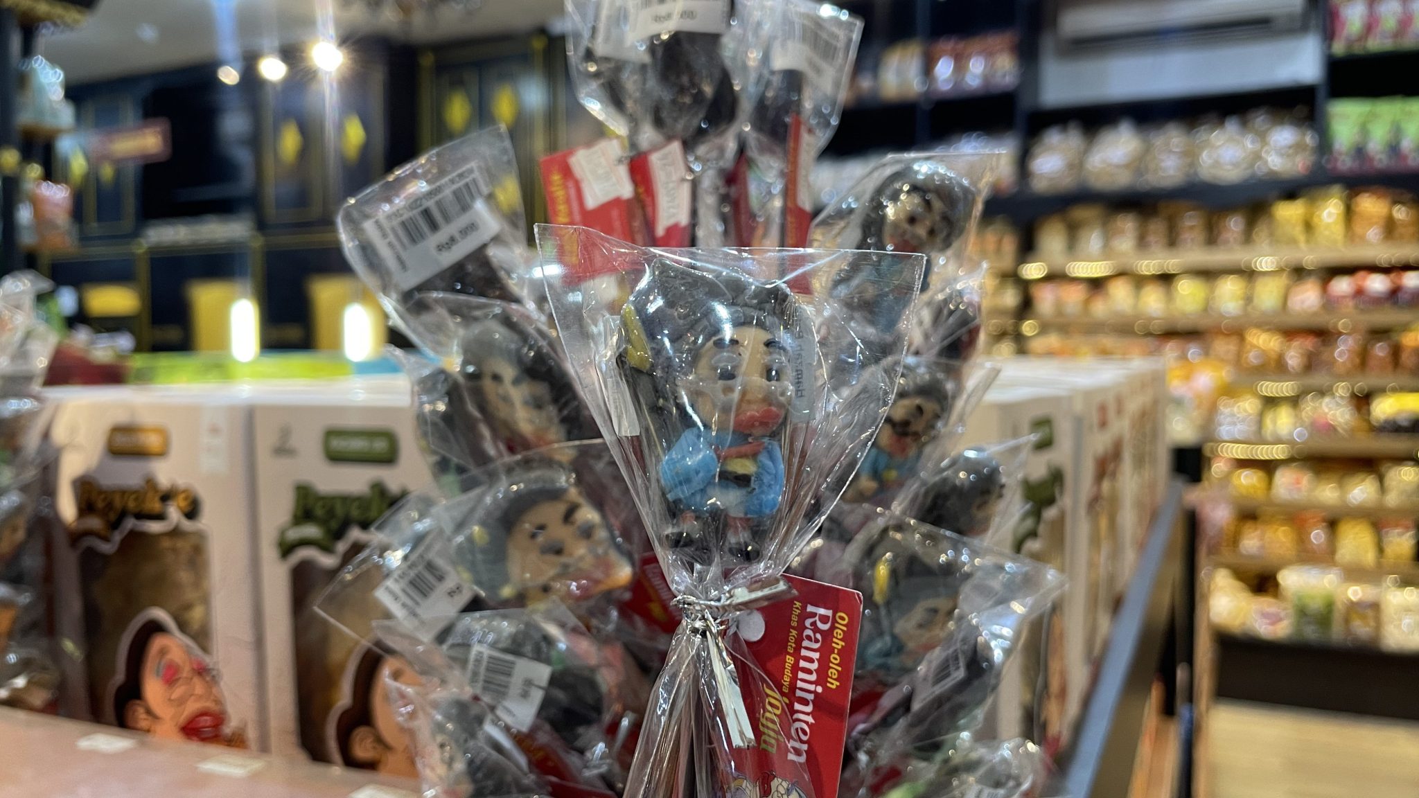 Coklat Raminten berbagai varian