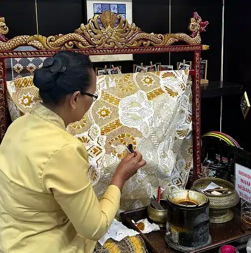 6 Alasan Harga Batik Tulis Lebih Mahal Dibandingkan Batik Lain