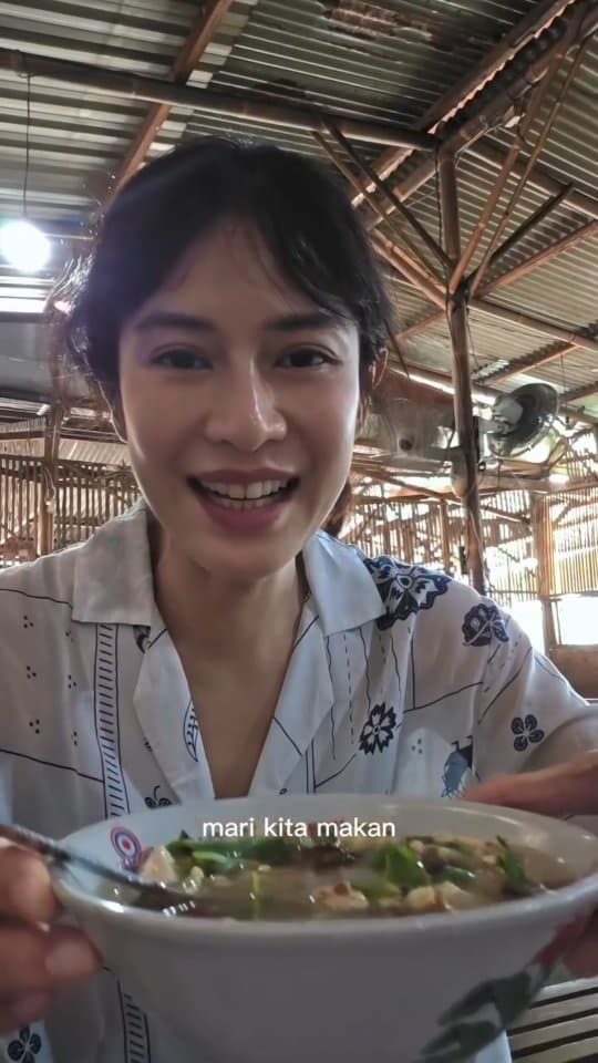 Rasakan Soto Tahu Kemasan Favorit Dian Sastro di Jogja