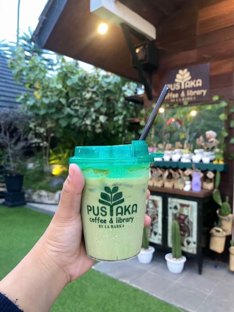 Coffee Shop Baru di Kulonprogo dengan Mini Library Pustaka LaBarka