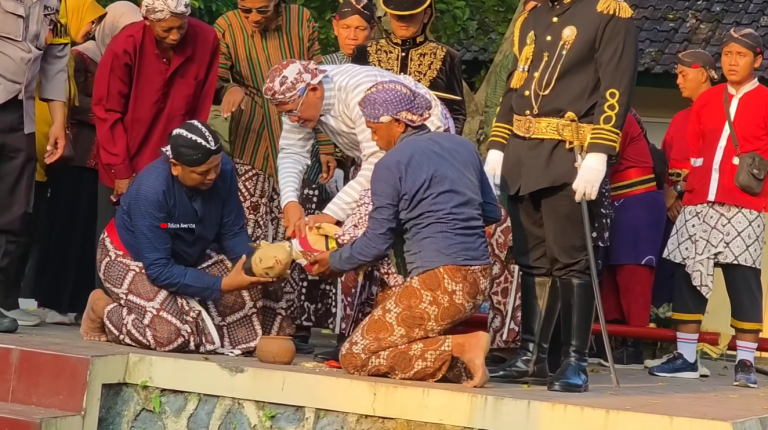 Mengenal Tradisi Budaya Bekakak Gamping Jogja